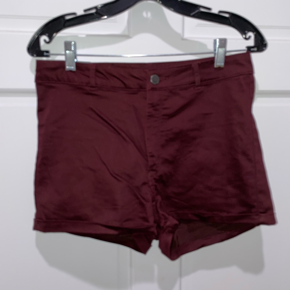 H&M maroon high waisted shorts, size 12
